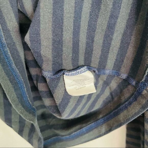 Route 66 ⢠Classic Striped Ombre Turtleneck Sweater - Picture 3 of 6